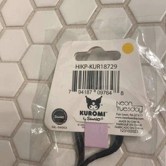 Sanrio kuromi rubber charm keychain NWT - Picture 3 of 4